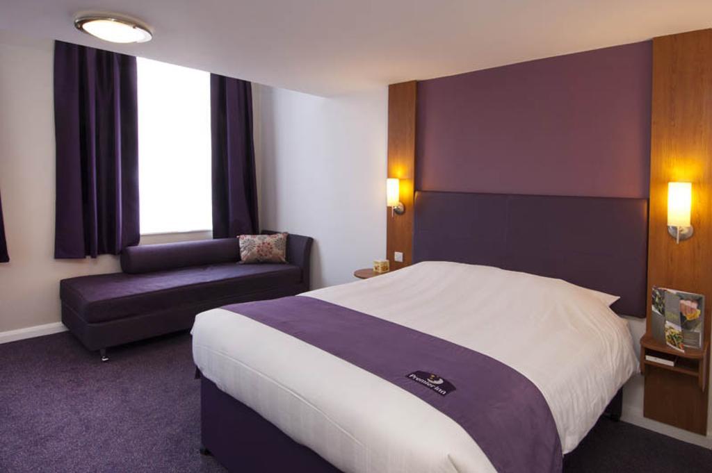 Premier Inn Inverness Centre - River Ness 객실 사진