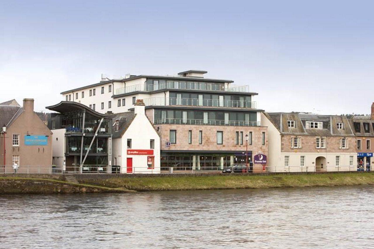 Premier Inn Inverness Centre - River Ness 외부 사진